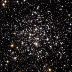 M71 - Hubble Space Telescope image.